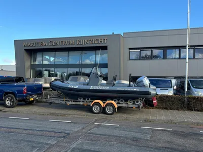 RIB op trailer voor maritiem centrum
