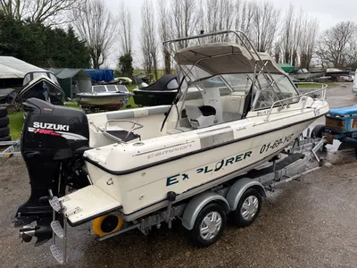 open boot op trailer in opslagplaats