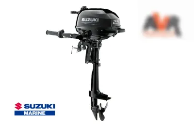 buitenboordmotor op witte achtergrond