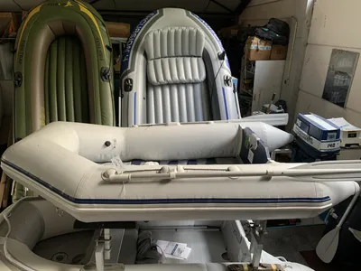 opblaasboot in opslagruimte