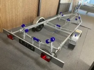 boottrailer in showroom