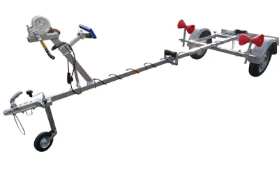 boottrailer op witte achtergrond