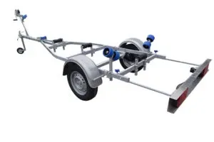 Boottrailer op witte achtergrond