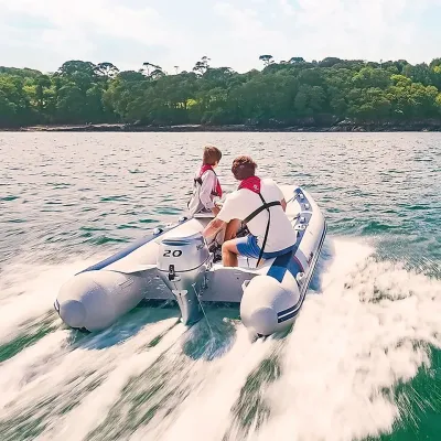 opblaasbare boot met twee personen