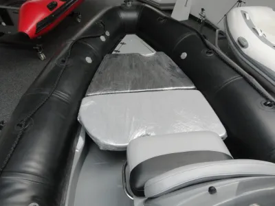 interieur van opblaasbare rib