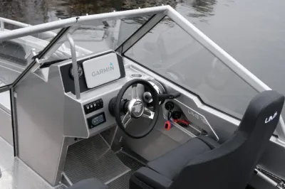 console en stuur van aluminium boot