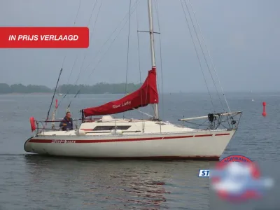 zeiljacht op rustig water