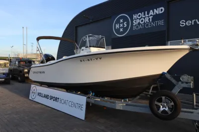 boot op trailer voor botencentrum