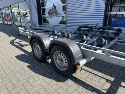 metalen rollentrailer met dubbele as