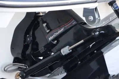 detail van de aandrijfeenheid aan de achterzijde