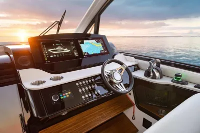 stuurstand en instrumenten van een boot