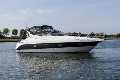 sportcruiser op rustig water