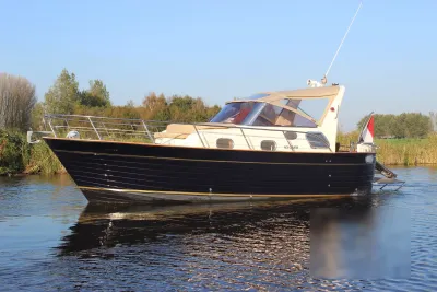 motorboot op rustig water