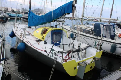 zeilboot in de haven