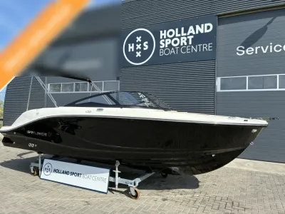 boot op trailer voor bedrijfspand