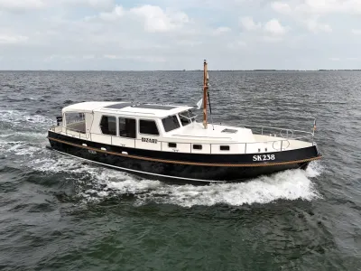 kotter op open water