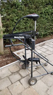 elektrische motor op transportkar