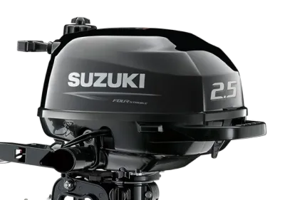 buitenboordmotor op witte achtergrond