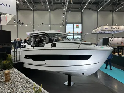 motorboot op binnenbeurs