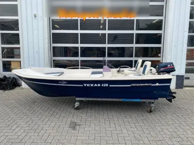 consoleboot op roller voor loods