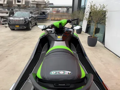 Kawasaki Ultra 310LX-S + Pega J650-400 trailer I Het dikste set