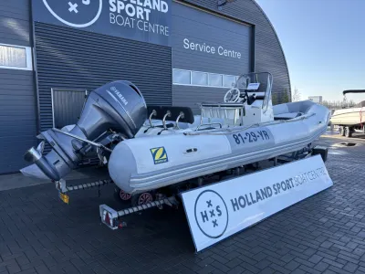 RIB op trailer voor servicecentrum