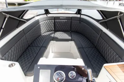 boothoek met gestikte kussens