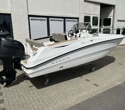 open consoleboot bij showroom