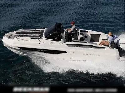motorboot op open water