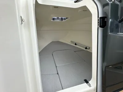 cabine-interieur met ligkussens