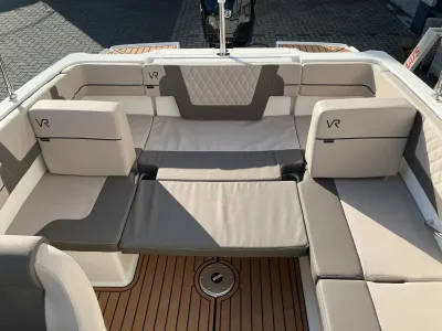 zitgedeelte en kussens van een boot