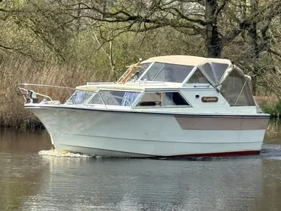 motorcruiser op rivier