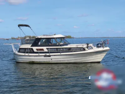 motorboot op rustig water