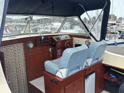 besturing en kuip met twee stoelen