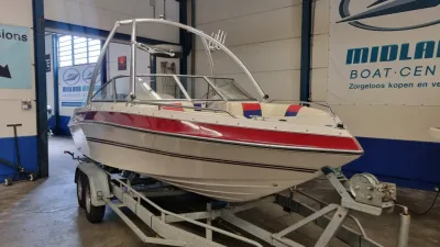 boot op trailer in hal