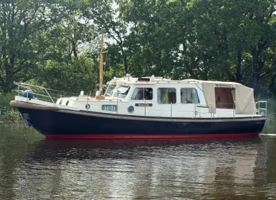 motorboot op rustig water