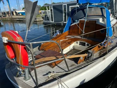 achterdek en kuip van zeilboot