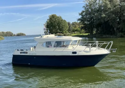 motorboot op rustig water