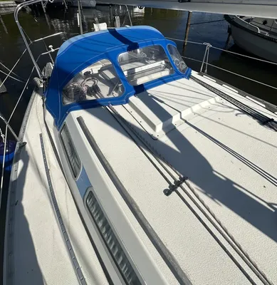 dek en kuip met blauw dodger