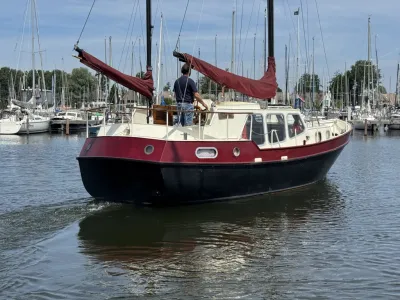 motorkotter in jachthaven