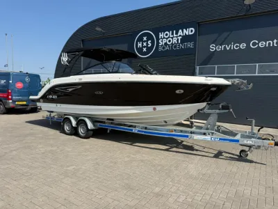 boot op aanhanger bij servicecentrum