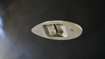 ingebouwde verlichting in donkere romp