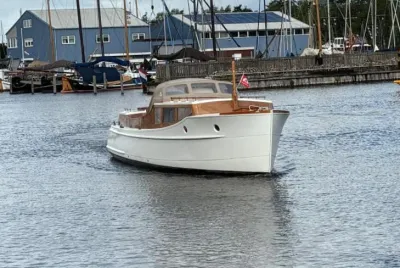 klassieke houten bakdekker in haven