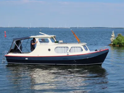 motorboot op open water