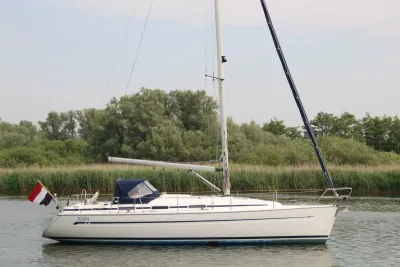 zeiljacht op rustig water
