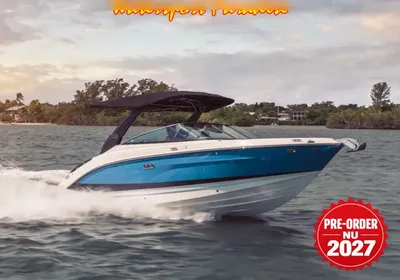bowrider boot op het water