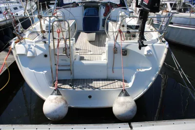 achterdek en cockpit van zeilboot