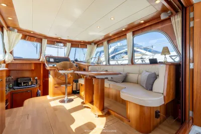 interieur salon van motorjacht