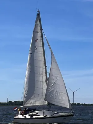 zeiljacht op open water