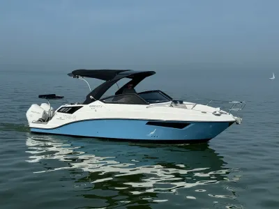 sportcruiser op rustig water